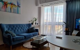 Chlodna Place Apartment